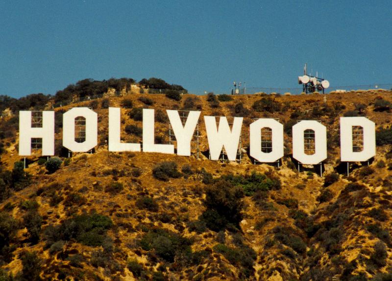 Planes and Fear of Flying the Hollywood Way